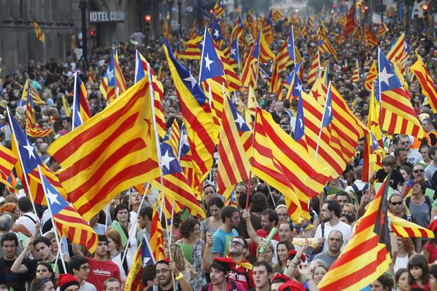 Tolak Referendum Catalonia,...