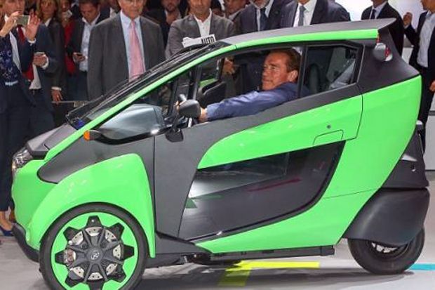 Arnold Kepincut Mobil...