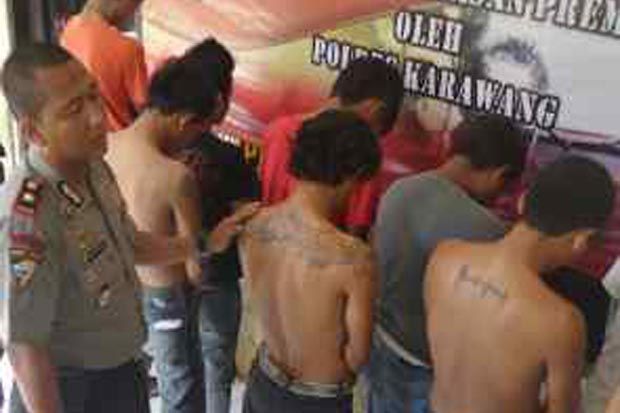 16 Preman di Karawang...