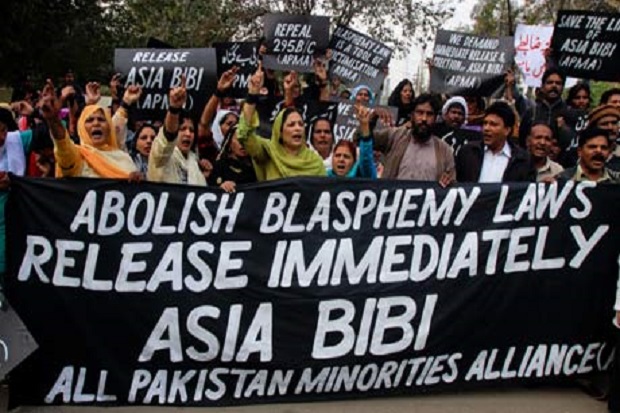 Lagi, Wanita Pakistan...