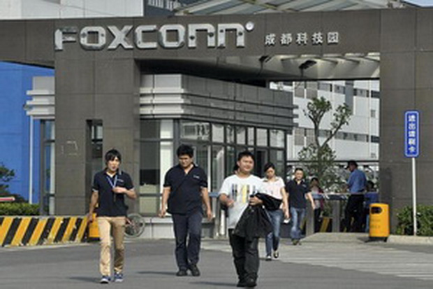 Investasi Foxconn Tunggu...