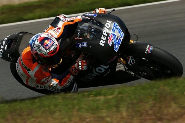Casey Stoner Kembali...