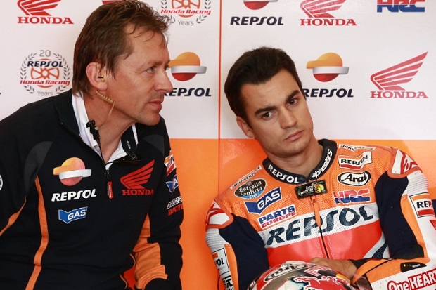 Pedrosa Ditinggal Kepala...