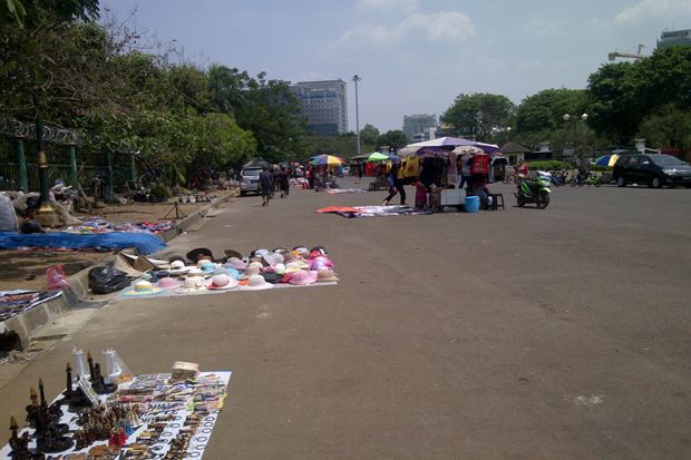 PKL Kembali Berjualan...