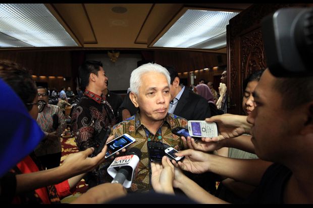 Hatta Hadiri Pelantikan...