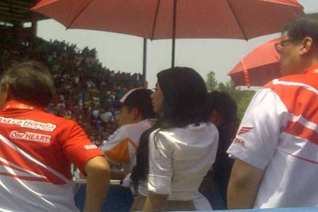 Marquez Buat Dara Cantik...