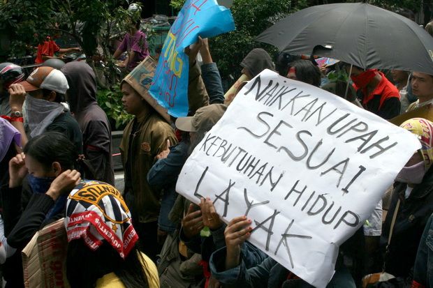 KSPSI Ancam Jokowi Instruksikan...