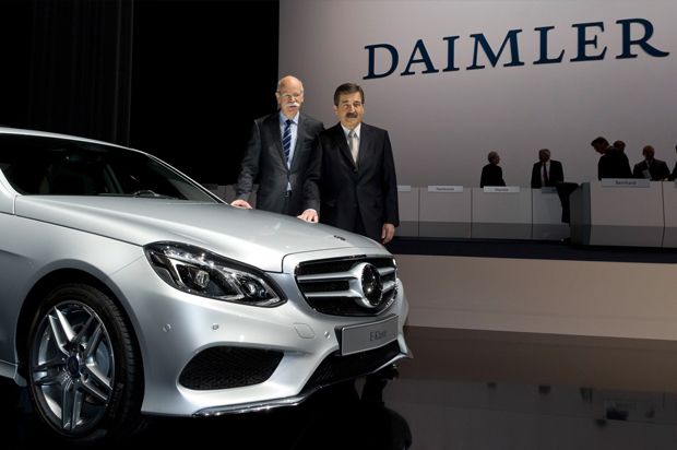 Daimler Jual 4% Kepemilikan...