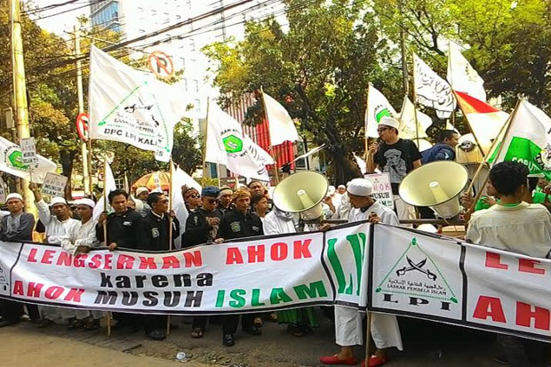 Ormas Kembali Demo Tolak...