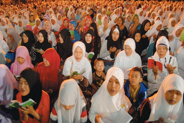 Kumandang Salawat Sambut...