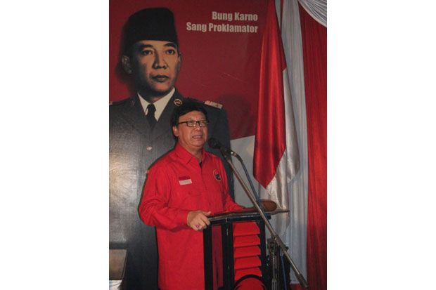 Tjahjo Kumolo, dari...