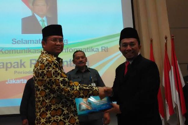 Serah Terima Jabatan...