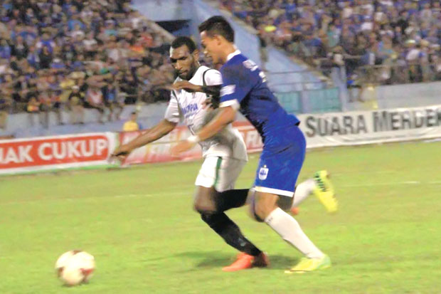 Bomber PSIS Berebut...