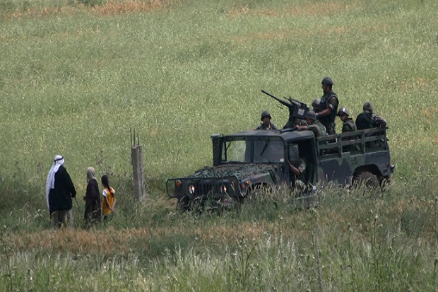 ISIS Mendekat, Warga...