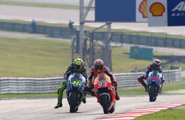 Rossi Penasaran Taklukan...