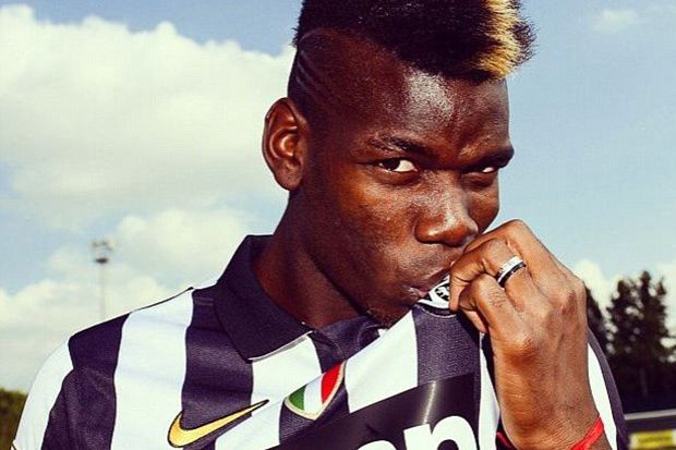 Pogba Resmi Perpanjang...