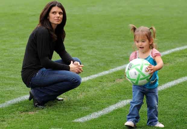 Mia Hamm Gabung AS Roma