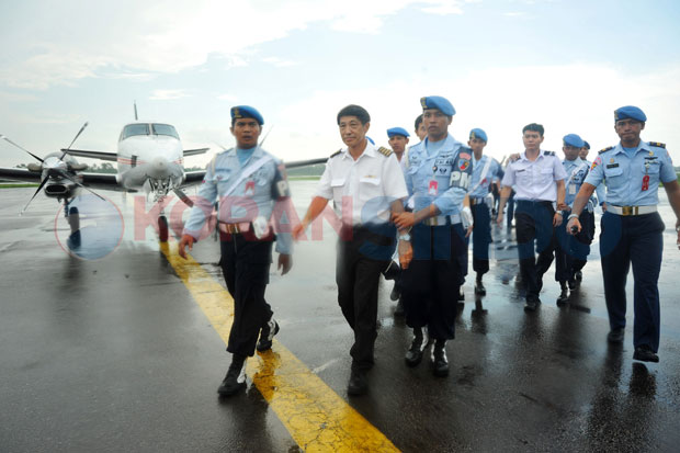 Sukhoi Sergap Pesawat...