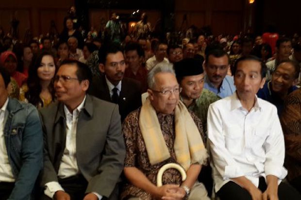 Soegeng Sarjadi Tutup...
