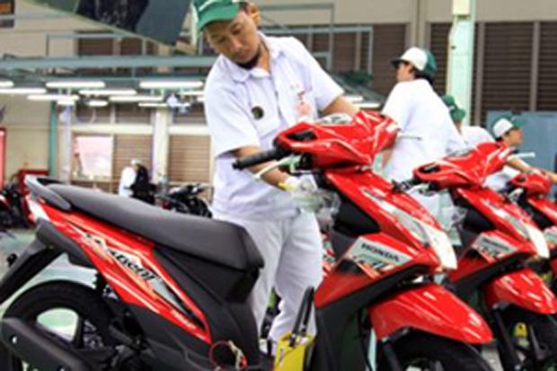 Honda: Motor Skutik...