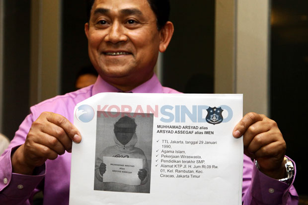 Dituduh Hina Jokowi,...