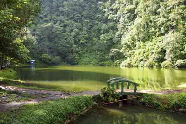 Telaga Warna Fenomena...