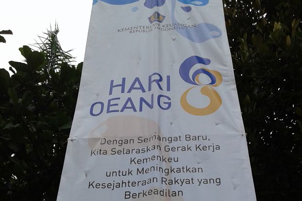 Peringati Hari Oeang,...