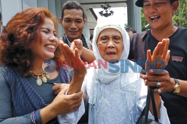 Nenek Fatimah Bebas...