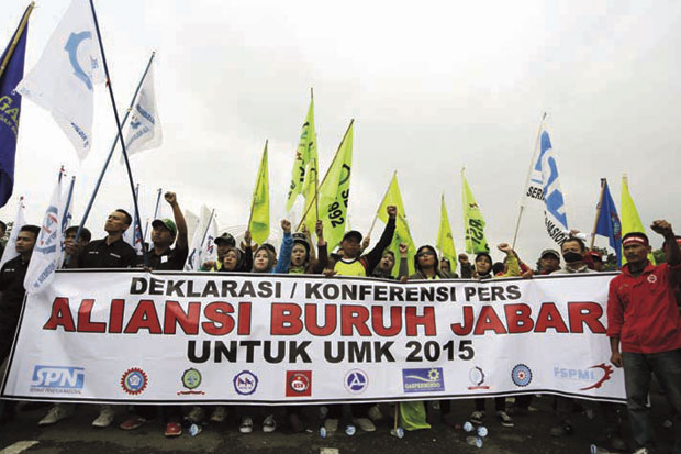 Buruh Ancam Kepung Gedung...