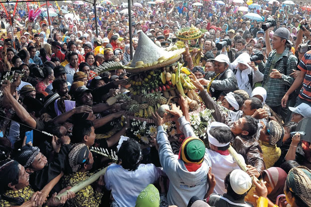 Warga Lereng Sindoro...