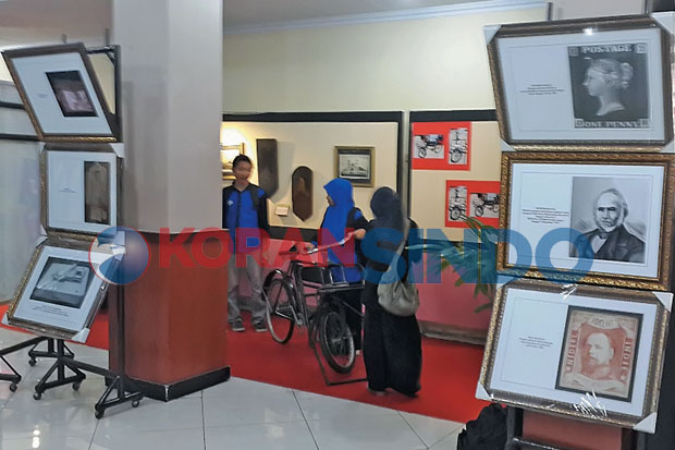 Keluar 1800-an, Bergambar...