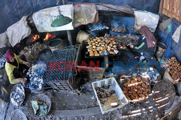 Aroma Ikan Asap Kampung...