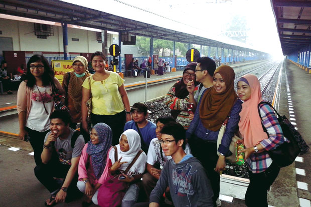 Keliling Kota dengan...