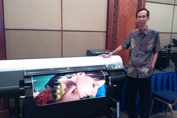 Canon Luncurkan Dua...