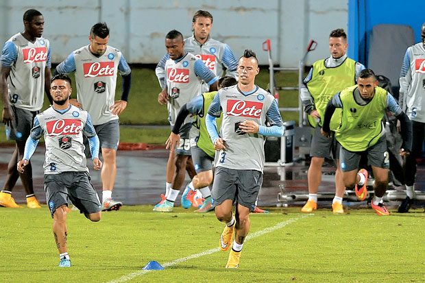 Napoli Berharap Tuah...