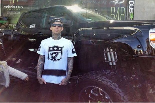 Drummer Blink 182 Pamer...