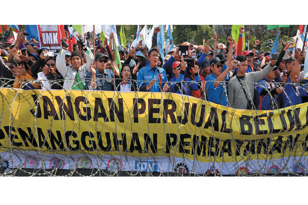4 Daerah Belum Setor...