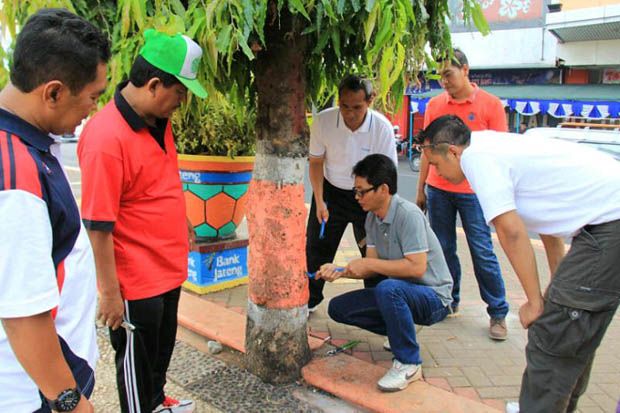 PNS dan Pejabat Kudus...