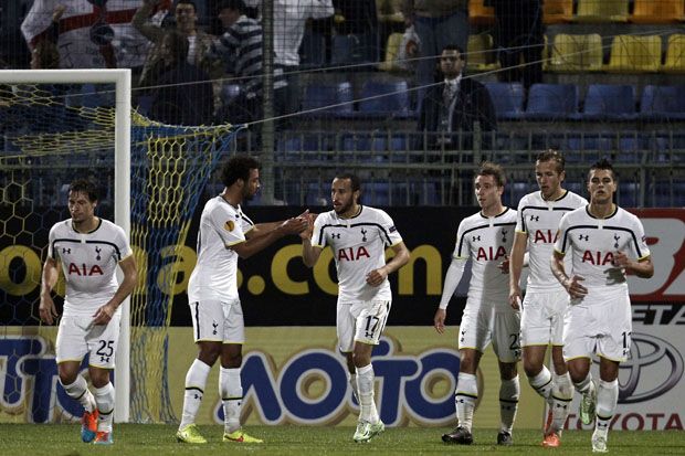 Spurs Selangkah Lagi...