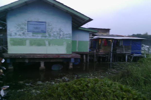 Sudah Dikuras, Kampung...