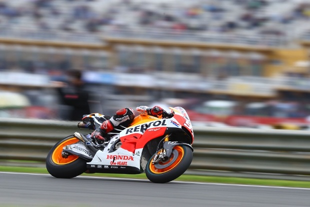 Marquez Tercepat di...