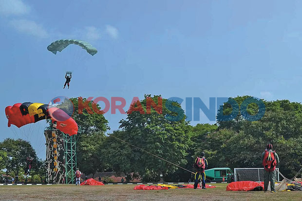 25 Penerjun Kopassus...