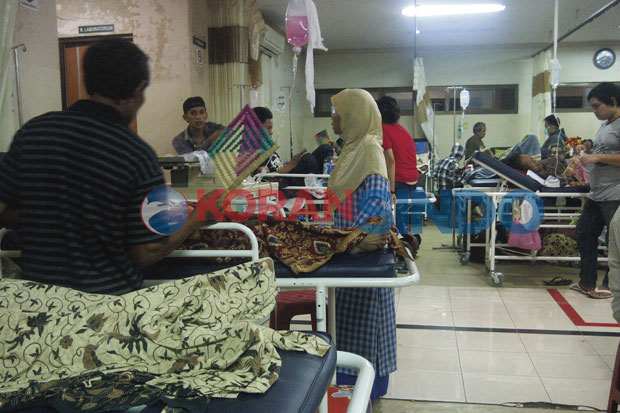 Pasien Terpaksa Kencing...