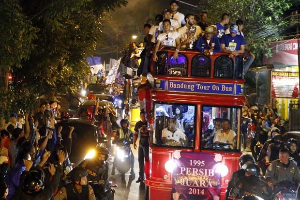 Maung Bandung Berguru...
