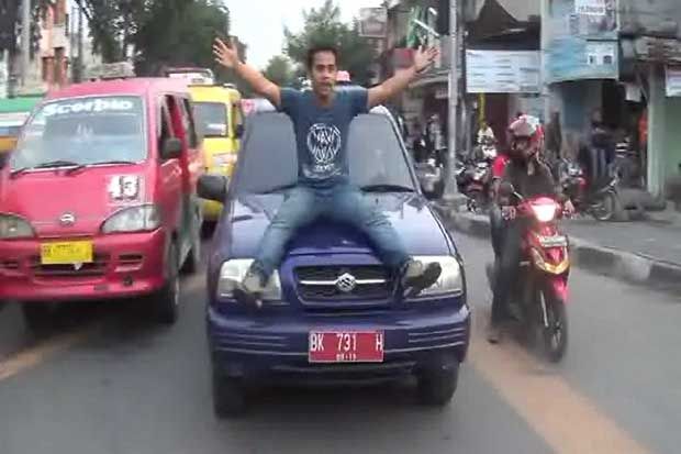 Tolak BBM Naik, Mahasiswa...