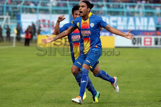 Arema Cuci Gudang, Siap...