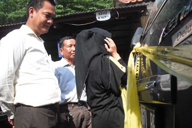 Gelapkan 21 Mobil Rental,...
