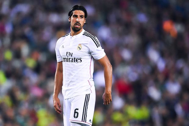 Khedira Bantah Buka...