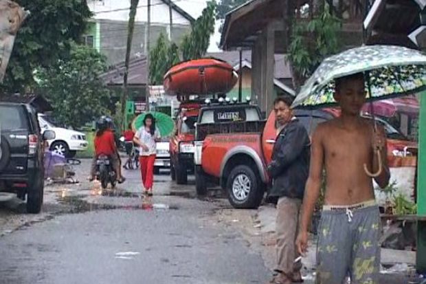 Warga Korban Banjir...
