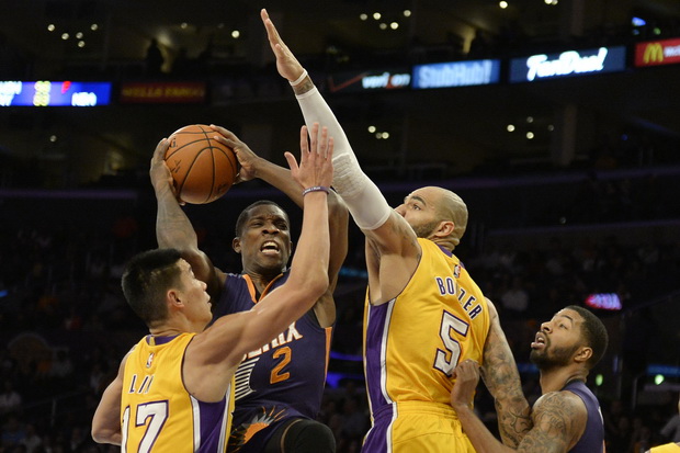 Pelatih Lakers Kesal...